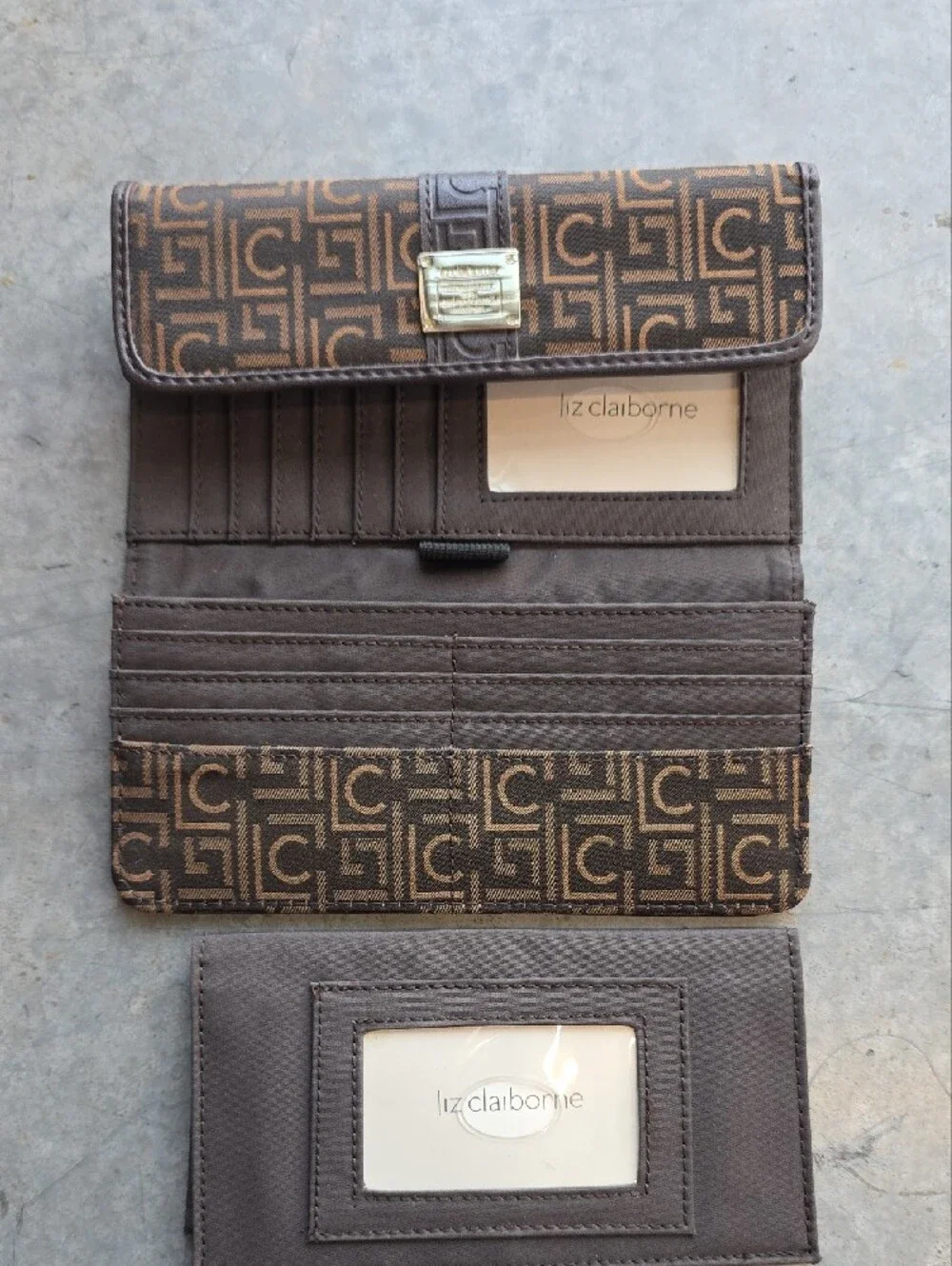 Liz Claiborne compact crossbody